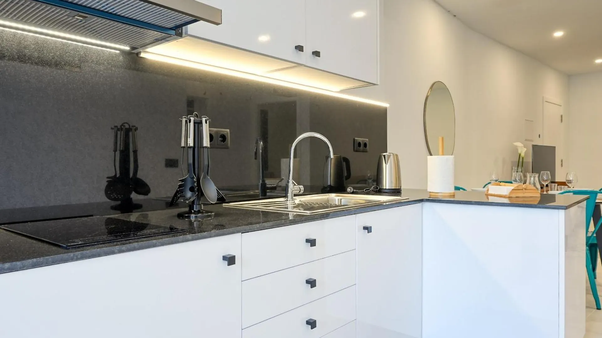 Beco Santa Emilia 2G, A Home In Madeira Funchal  Apartment