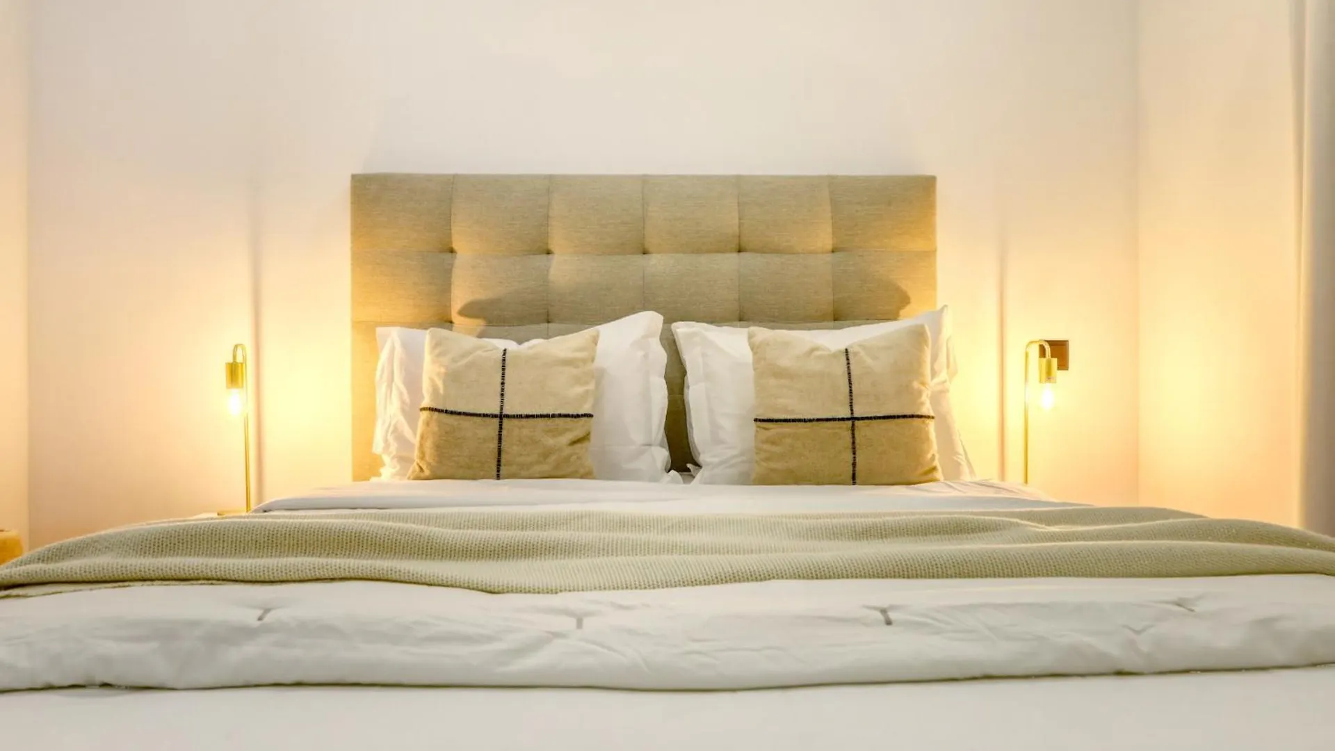 Apartment Beco Santa Emilia 2G, A Home In Madeira Funchal