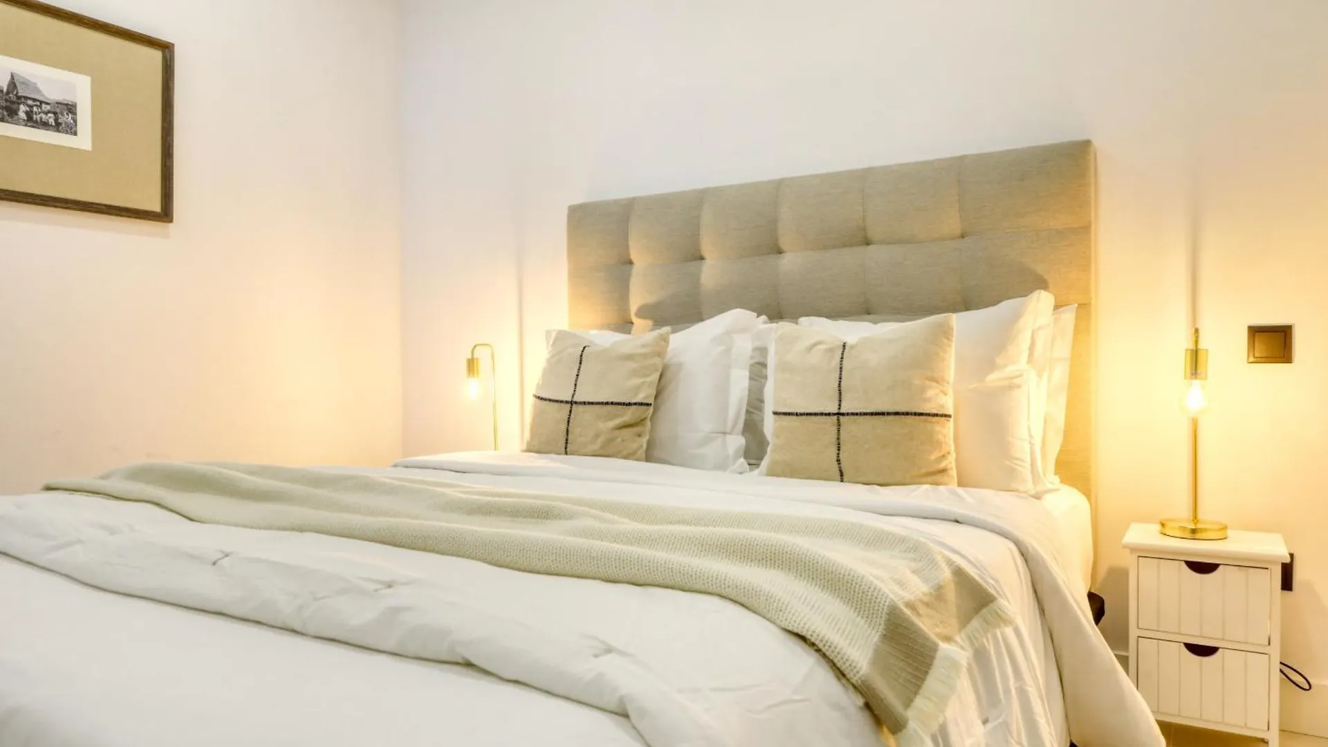 Apartment Beco Santa Emilia 2G, A Home In Madeira Funchal